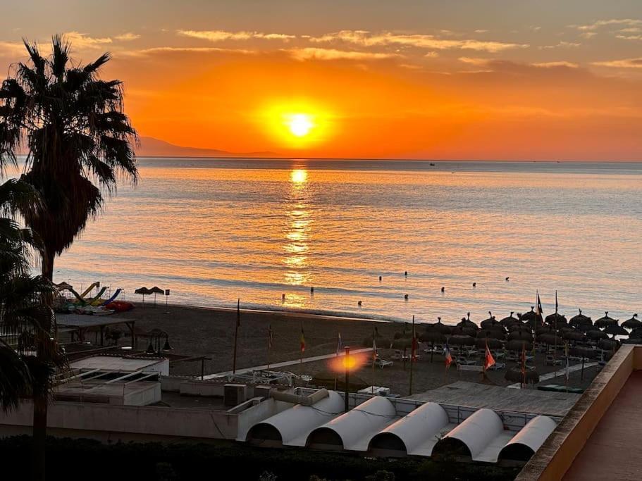 Carihuela Paradise Beach Torremolinos Exterior photo